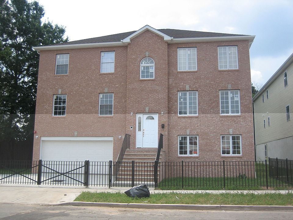 Beautiful all brick front