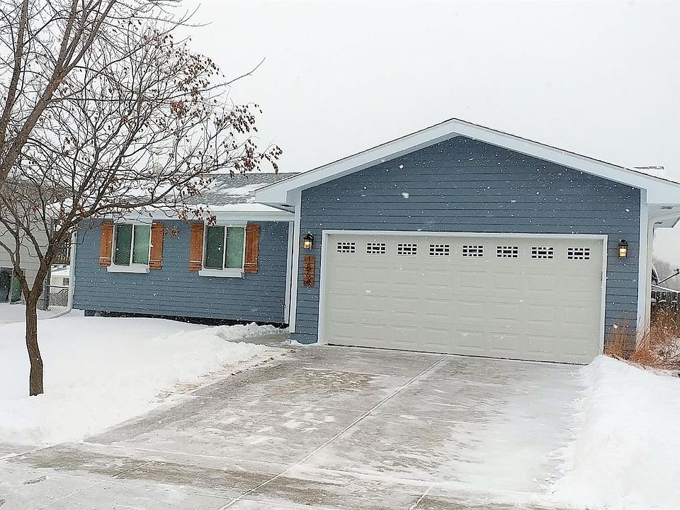 1st image of 1864 W Apricot Ln