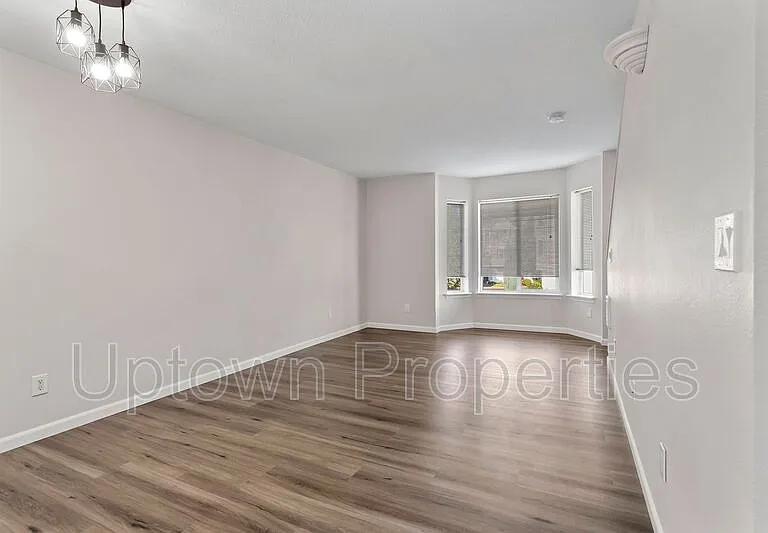 5286 SW 174th Ter — Photo 3