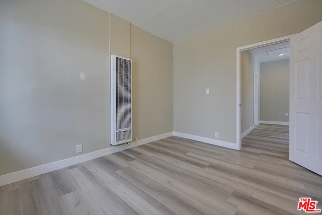 1127 N Formosa Ave — Photo 26