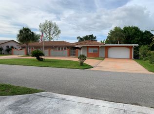 1 Carry Ct, Palm Coast, FL 32137