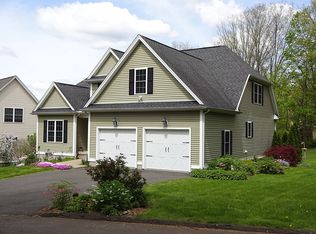 5 Briarwood Ln, Durham, CT 06422