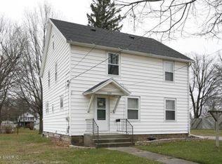 205 S Maple St, Sturgis, MI 49091