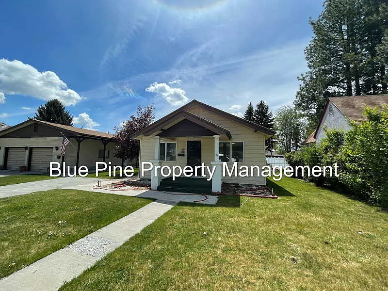2 bed, 1.0 bath, 1500 sqft, $1,200 — Photo 1
