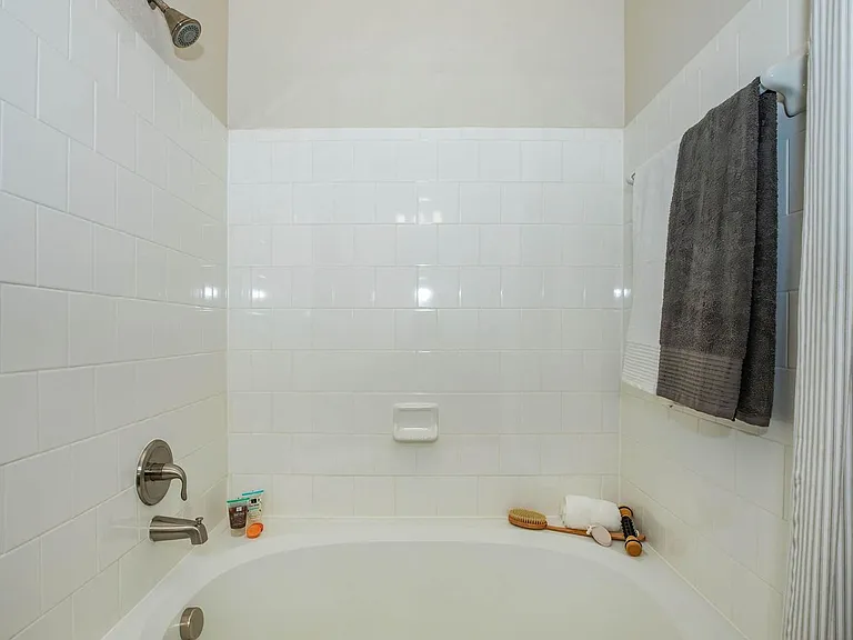 Century Cedar Hill — Photo 21