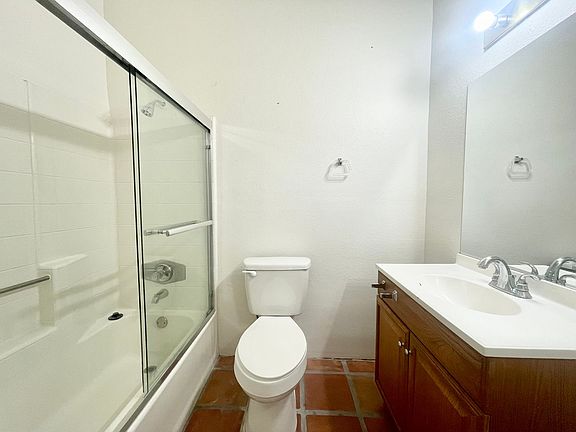 4th image of 31750 Avenida Juarez #A