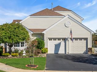 6 Avalon Court, Manchester, NJ 08759