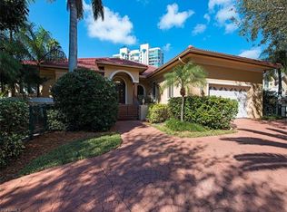 5137 Seahorse Ave, Naples, FL 34103