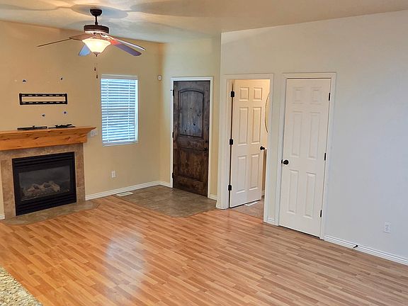 5th image of 3857 E Cunninghill Dr