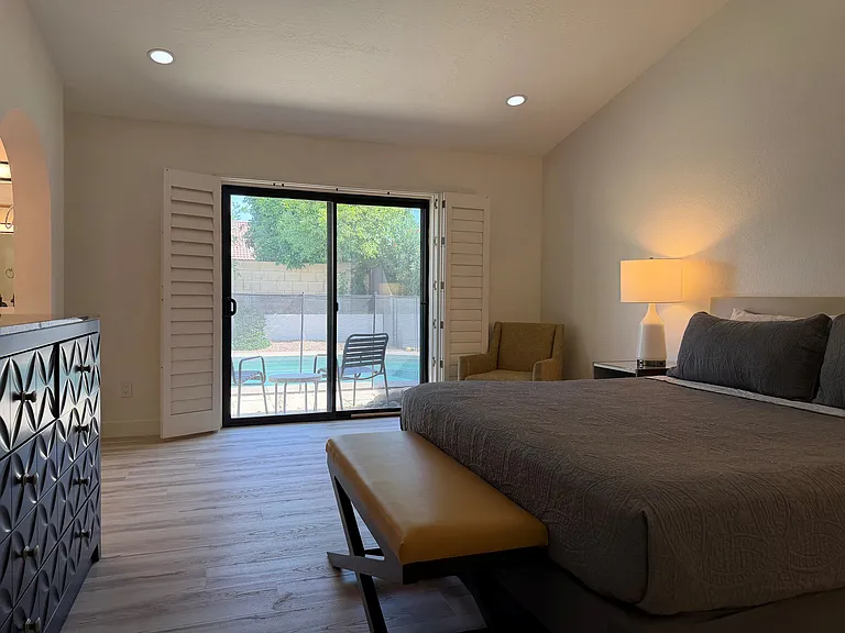 8956 E Voltaire Dr — Photo 10