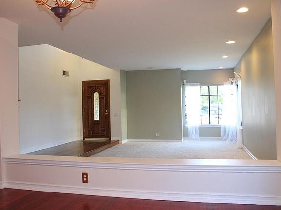 5th image of 11534 Wildflower Ct