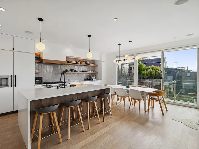 28 Montcalm St #1 — Photo 10