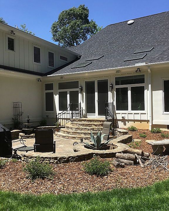 1st image of 3 Elm Ridge Ct