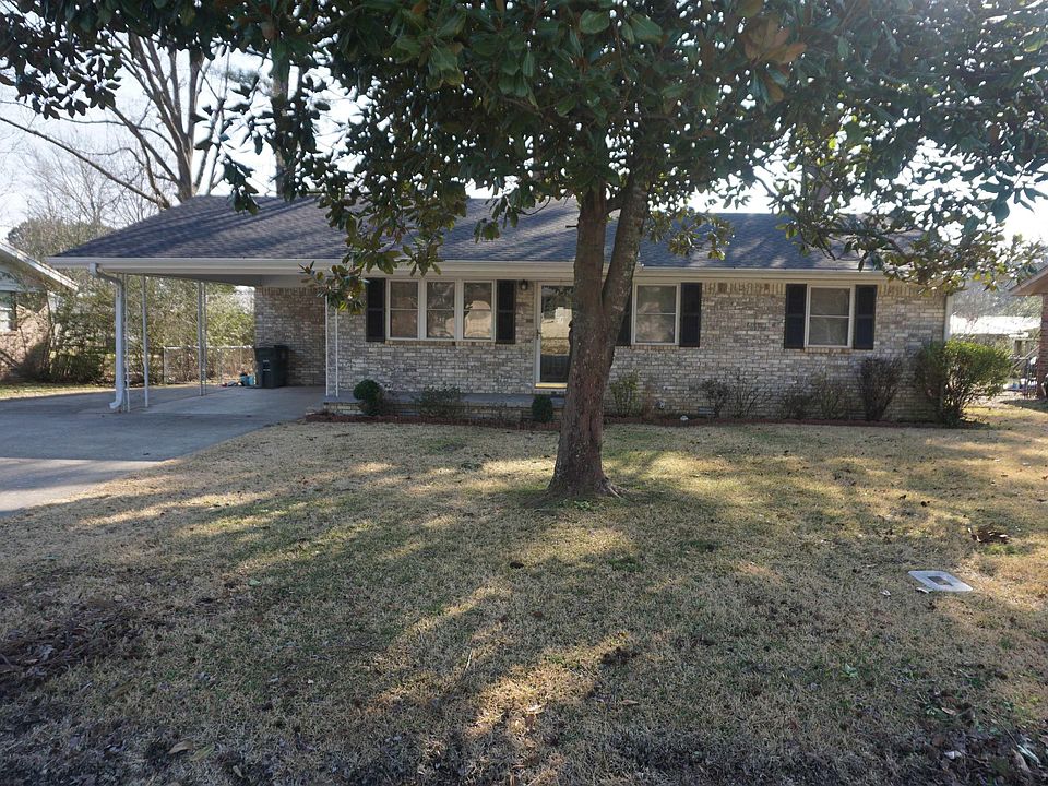 1st image of 800 Upchurch Blvd