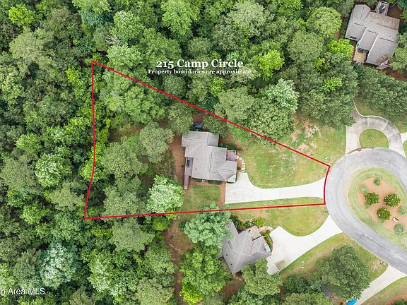 3rd image of 215 Camp Cir