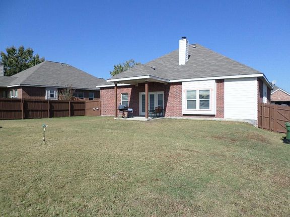 5th image of 204 Linden Ct