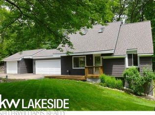5096 Mohawk Ave, Clarkston, MI 48348