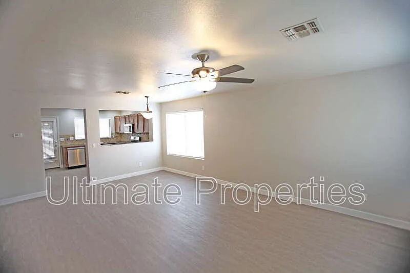 Building Photo - 4634 N 84th Ln