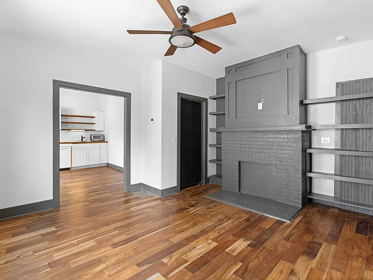 384 Altoona Pl SW #A — Photo 4