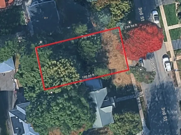 305 3rd Street, Clifton City, NJ 07011