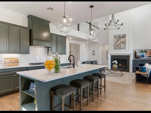 501 E 127th Pl S, Jenks, OK 74037