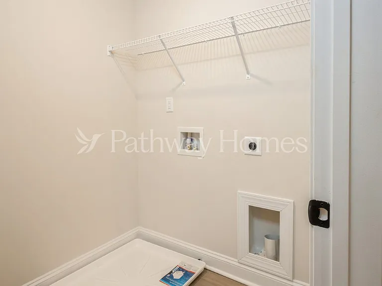118 Wembury Ln — Photo 18
