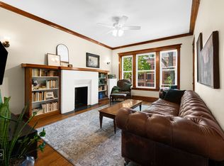 5627 N Wayne Ave #3, Chicago, IL 60660