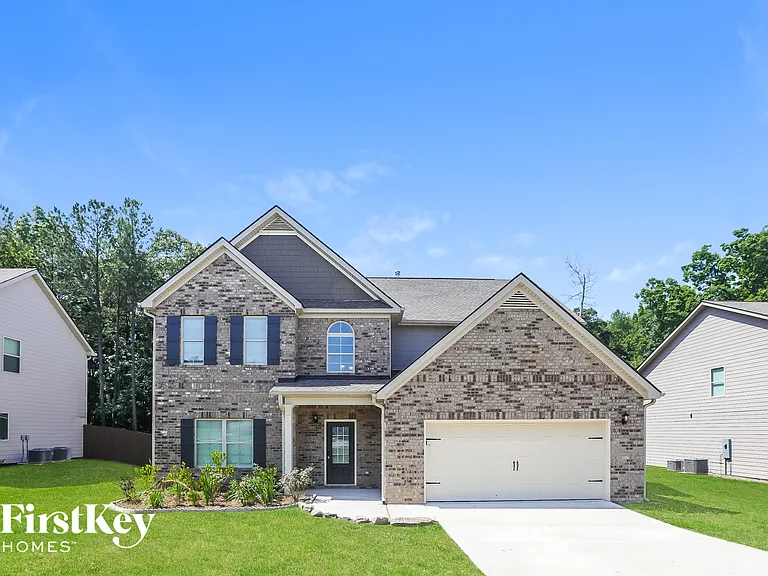 727 Hot Springs Trl — Photo 1