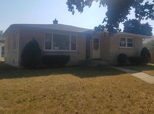 2115 25th St, Kenosha, WI 53140