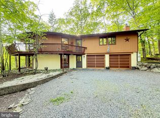 6194 Decker Rd, Bushkill, PA 18324