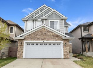 4015 Alexander Way SW, Edmonton, AB T6W2C5