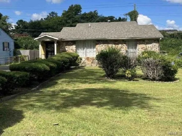 6524 Millard Fuller Rd, Fairfield, AL 35064