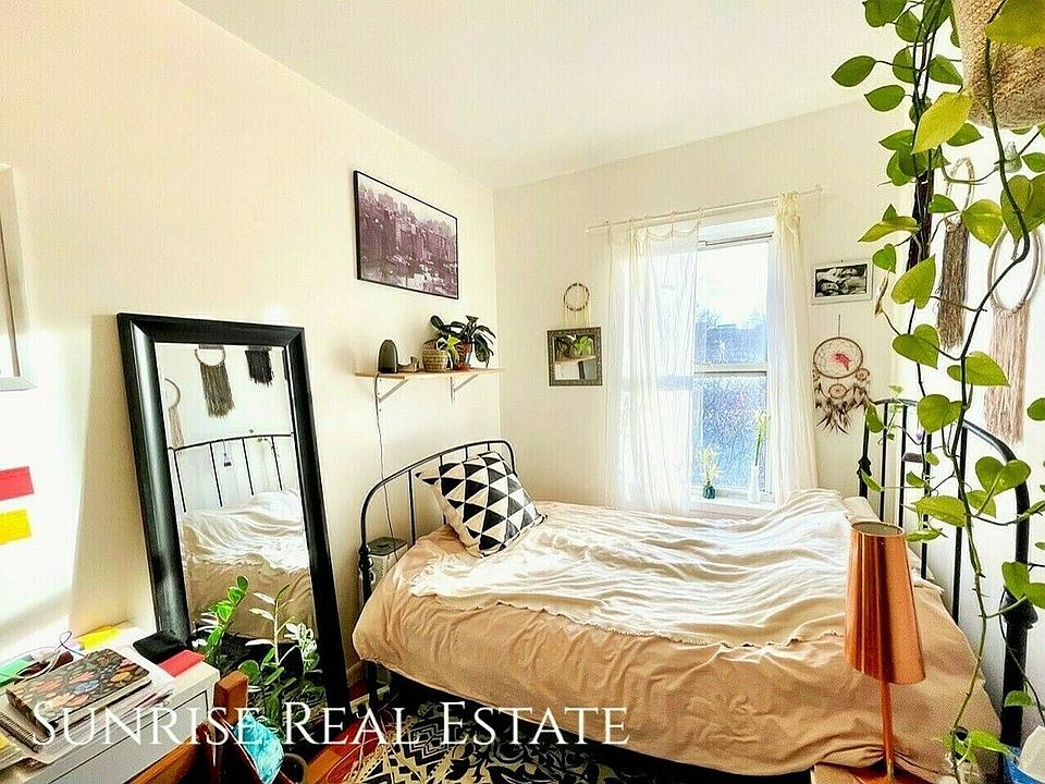 1st image of 1039 Pacific St #A