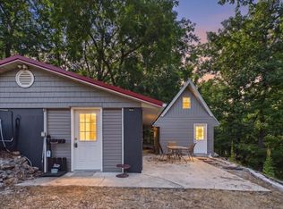 25849 County Road 306, Pittsburg, MO 65724