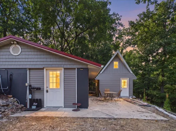 25849 County Road 306, Pittsburg, MO 65724