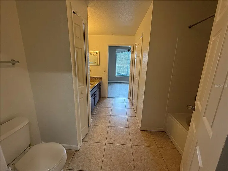 Plantation Park Cir — Photo 23