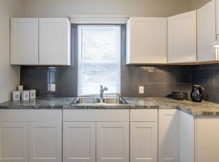 612 Clairmount St, Detroit, MI 48202