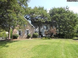 5319 Sebastian Ct, Highland Heights, OH