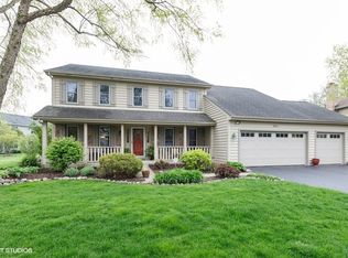 591 Bovidae Cir, Naperville, IL 60565