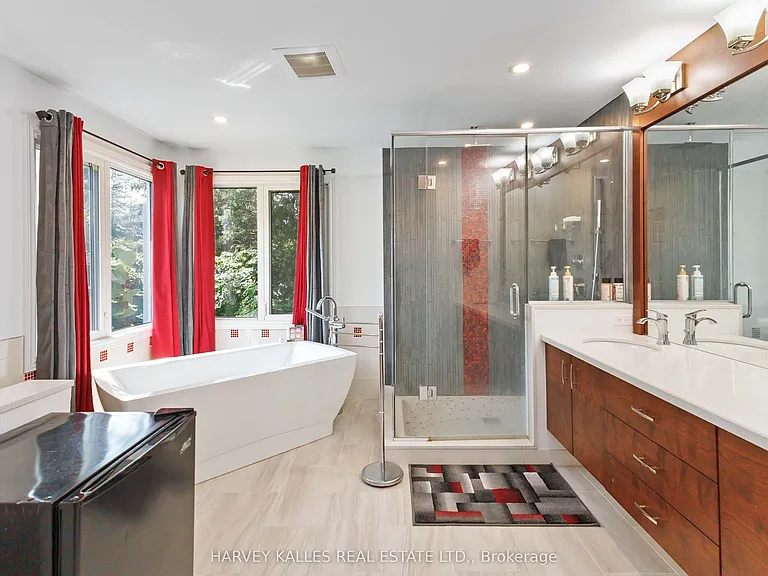 223 Sunnyside Dr — Photo 31
