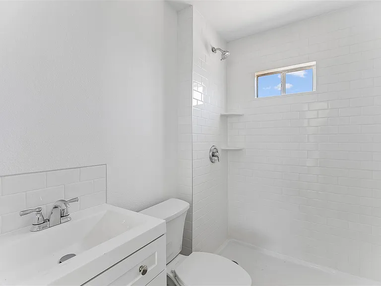 255 Foothill Rd — Photo 18