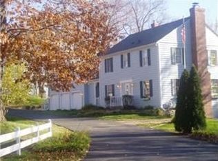 2598 Casco Point Rd, Wayzata, MN 55391