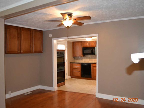4th image of 2028 Bernhurst Dr