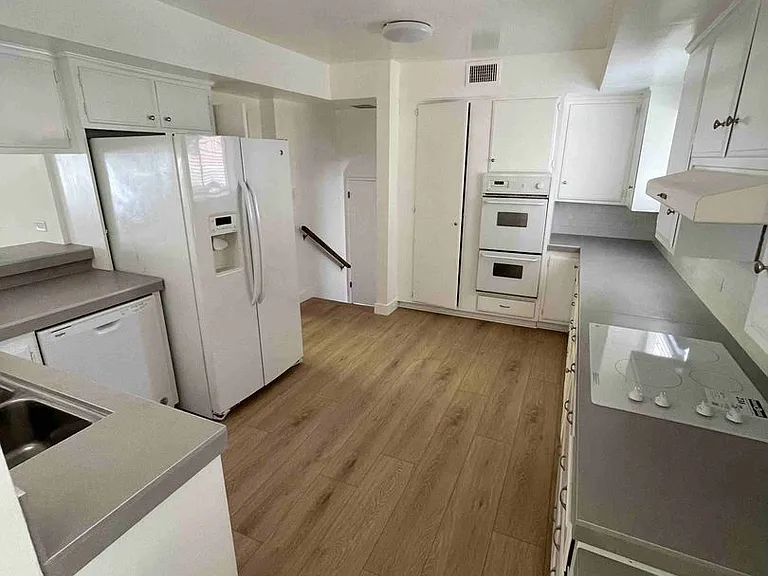 22236 San Miguel St — Photo 10