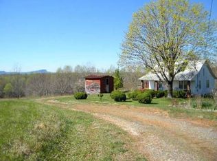 1100 Molly Ln, Danbury, NC 27016