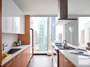 500 Lake Shore Drive, Chicago, IL 60611