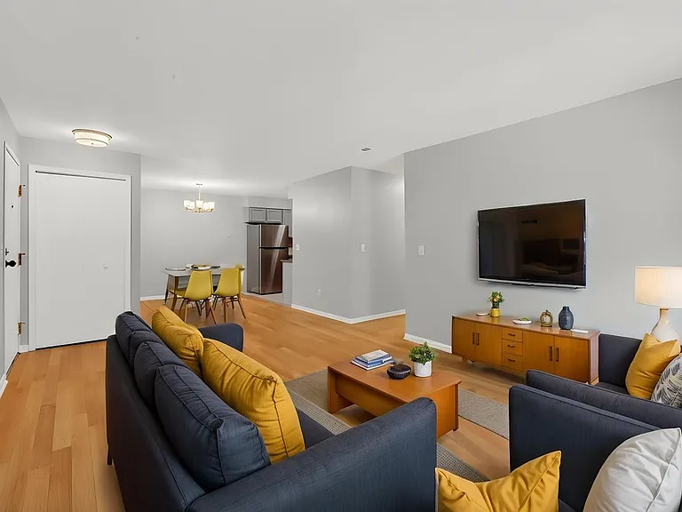 10228 Nancys Blvd — Photo 7