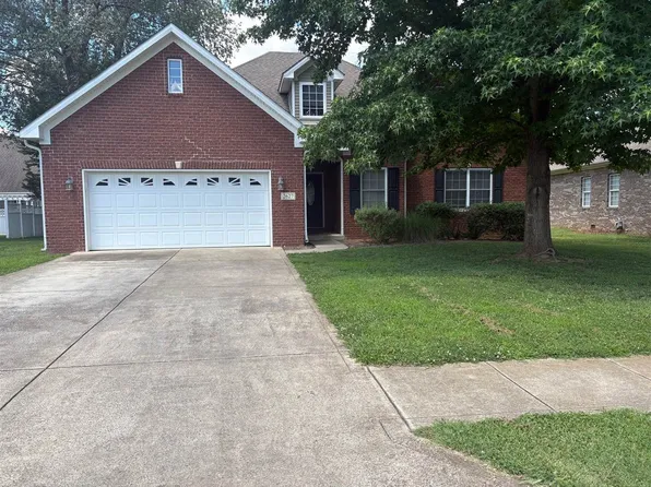 2627 Ashgate Dr, Bowling Green, KY 42104
