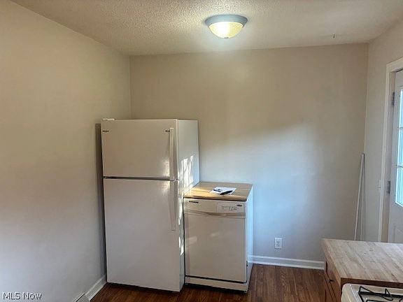 4th image of 312 Hayes Ave