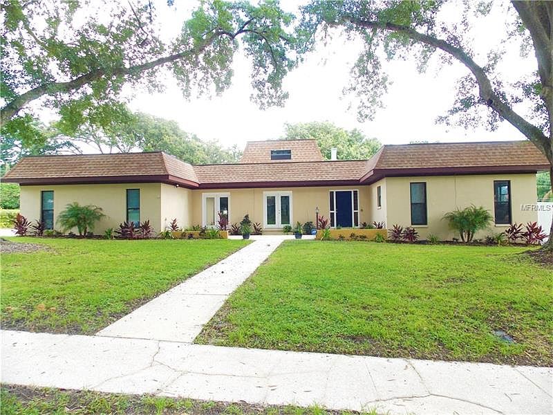 1st image of 710 Penny Ln